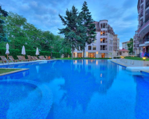  Purple Star Apartments  Святой Константин И Елена 